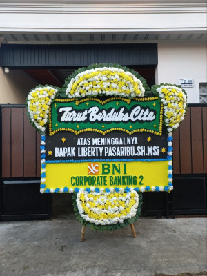 Papan Bunga Duka di Tikung